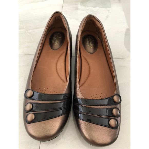 Clarks Shoes - EUC Clarks Artisan Shoes